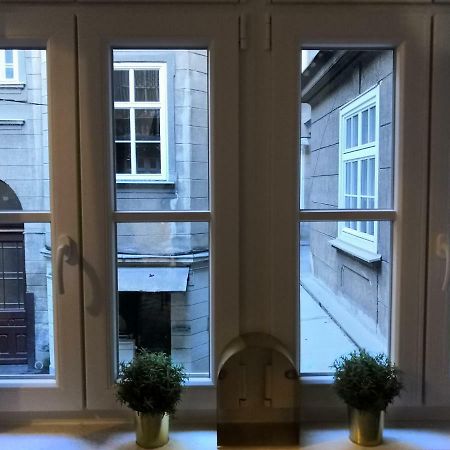Studio Apartment Frano Zagreb Bagian luar foto