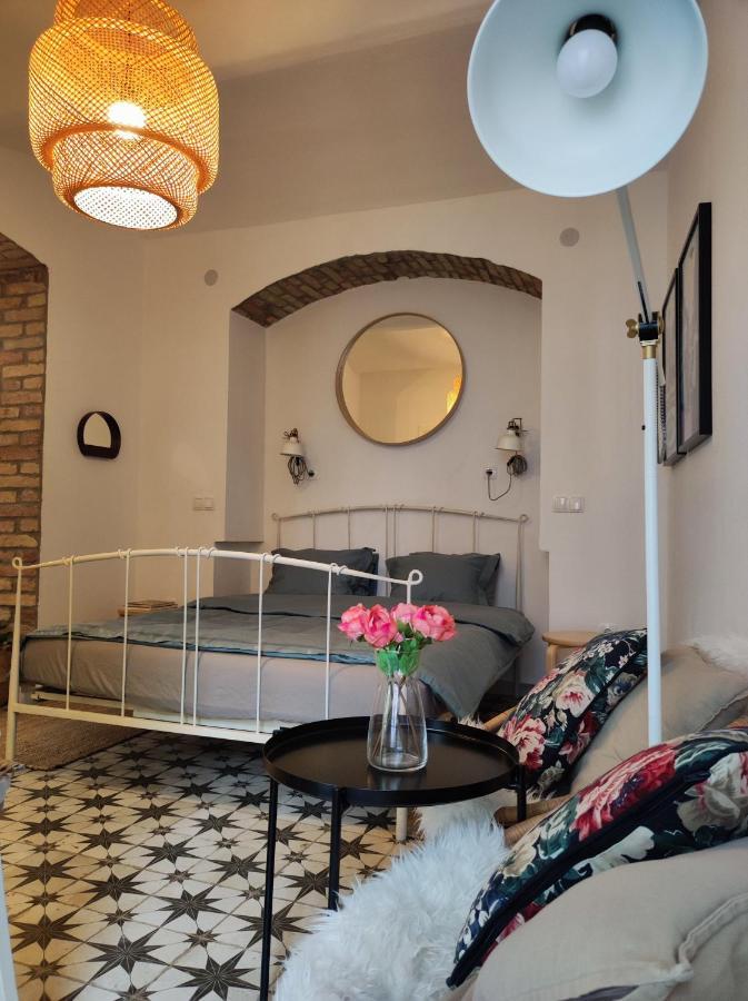 Studio Apartment Frano Zagreb Bagian luar foto