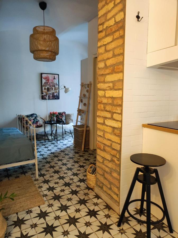 Studio Apartment Frano Zagreb Bagian luar foto